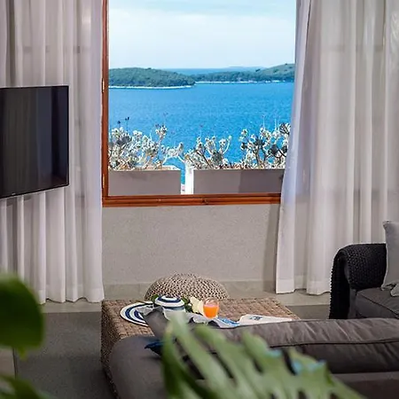 Вилла Luxury Hvar Carpe Diem With Private Pool By The Sea