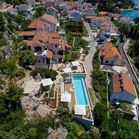 Вилла Luxury Hvar Carpe Diem With Private Pool By The Sea