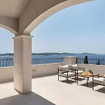 Vila Luxury Hvar Carpe Diem Newly Renovated With Private Pool By The Sea Hvar Town