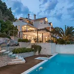 Luxury Hvar Carpe Diem Newly Renovated With Private Pool By The Sea *