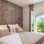 Luxury Hvar Carpe Diem Newly Renovated With Private Pool By The Sea *