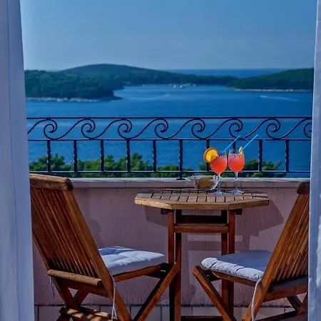 Villa Luxury Hvar Carpe Diem With Private Pool By The Sea *
