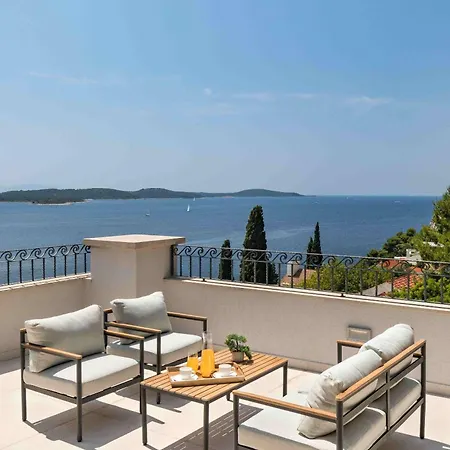 Luxury Hvar Carpe Diem Newly Renovated With Private Pool By The Sea 别墅