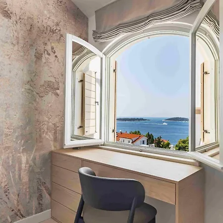 Luxury Hvar Carpe Diem Newly Renovated With Private Pool By The Sea 赫瓦尔