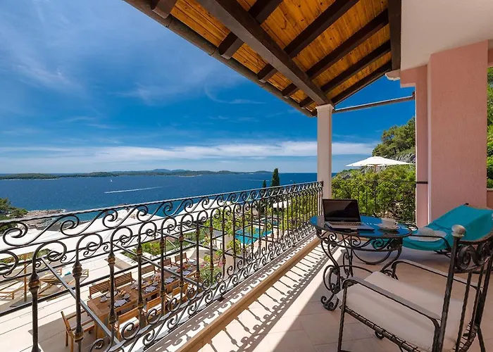 Luxury Hvar Carpe Diem With Private Pool By The Sea