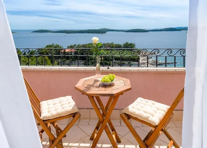 Luxury Hvar Carpe Diem With Private Pool By The Sea