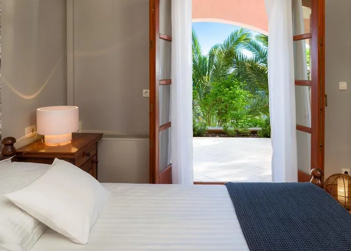 Luxury Hvar Carpe Diem With Private Pool By The Sea