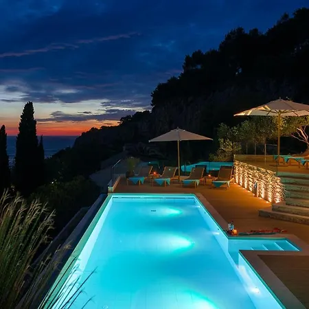 빌라 Luxury Hvar Carpe Diem With Private Pool By The Sea *