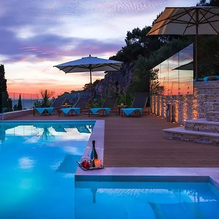 Luxury Hvar Carpe Diem With Private Pool By The Sea 빌라 *