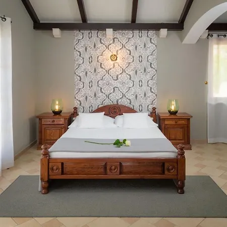 빌라 Luxury Hvar Carpe Diem With Private Pool By The Sea *